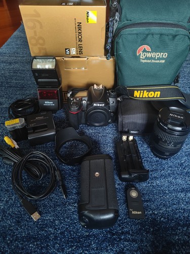 Nikon d7000 vr kit - 16-85,